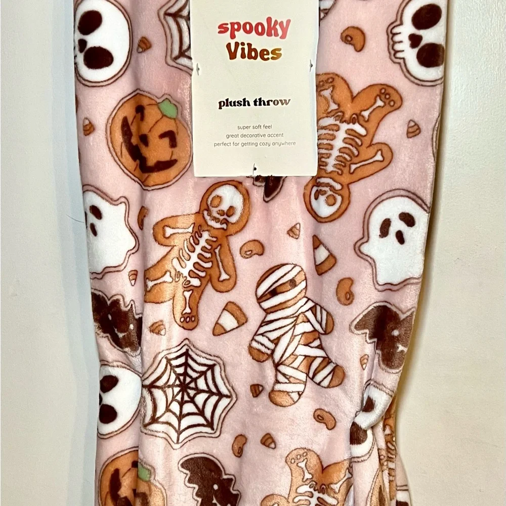Halloween Gingerbread Cookies Plush Throw Blanket Skeletons Ghost Bat Pumpkins